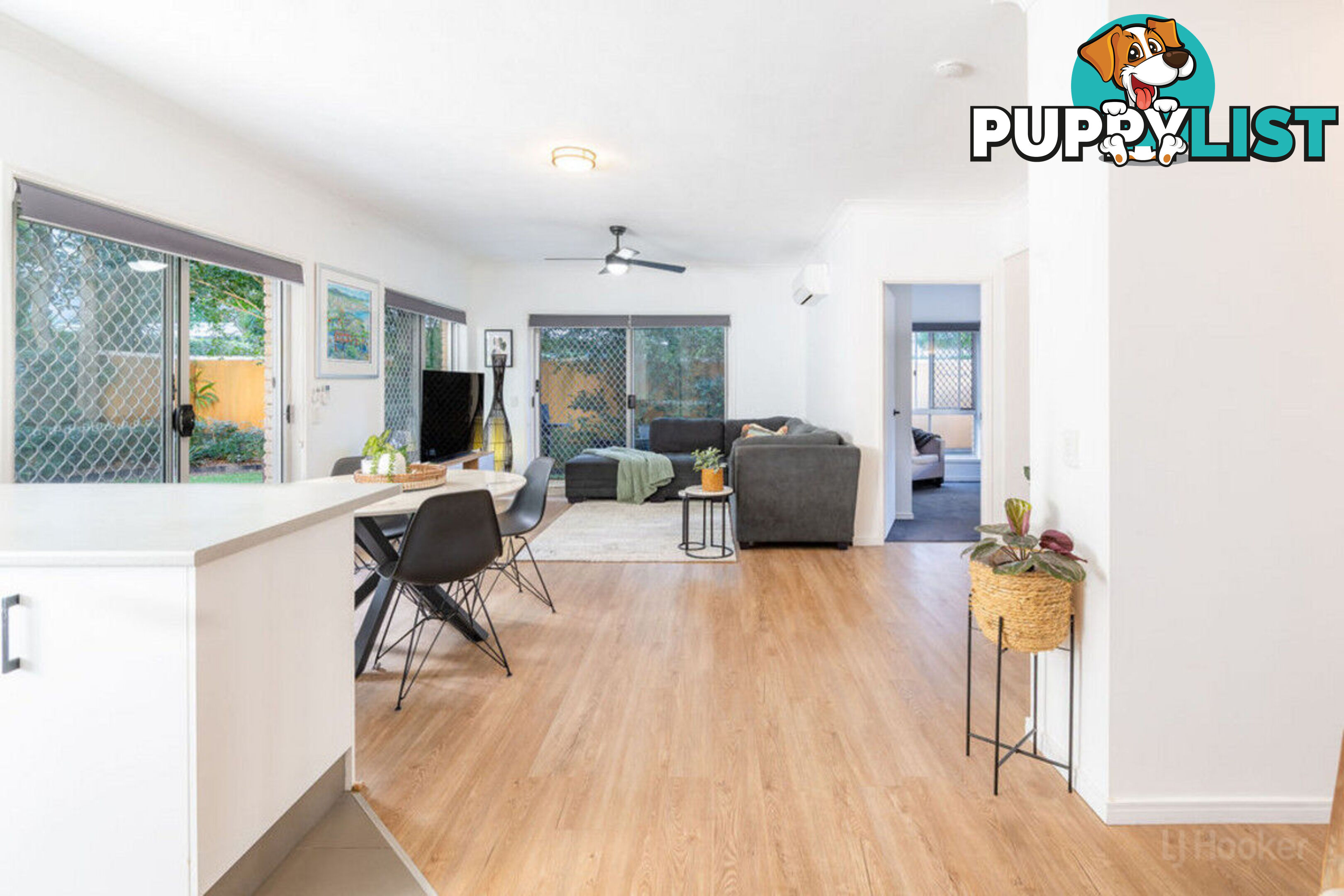 1/23 Brighton Street BIGGERA WATERS QLD 4216