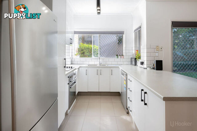 1/23 Brighton Street BIGGERA WATERS QLD 4216