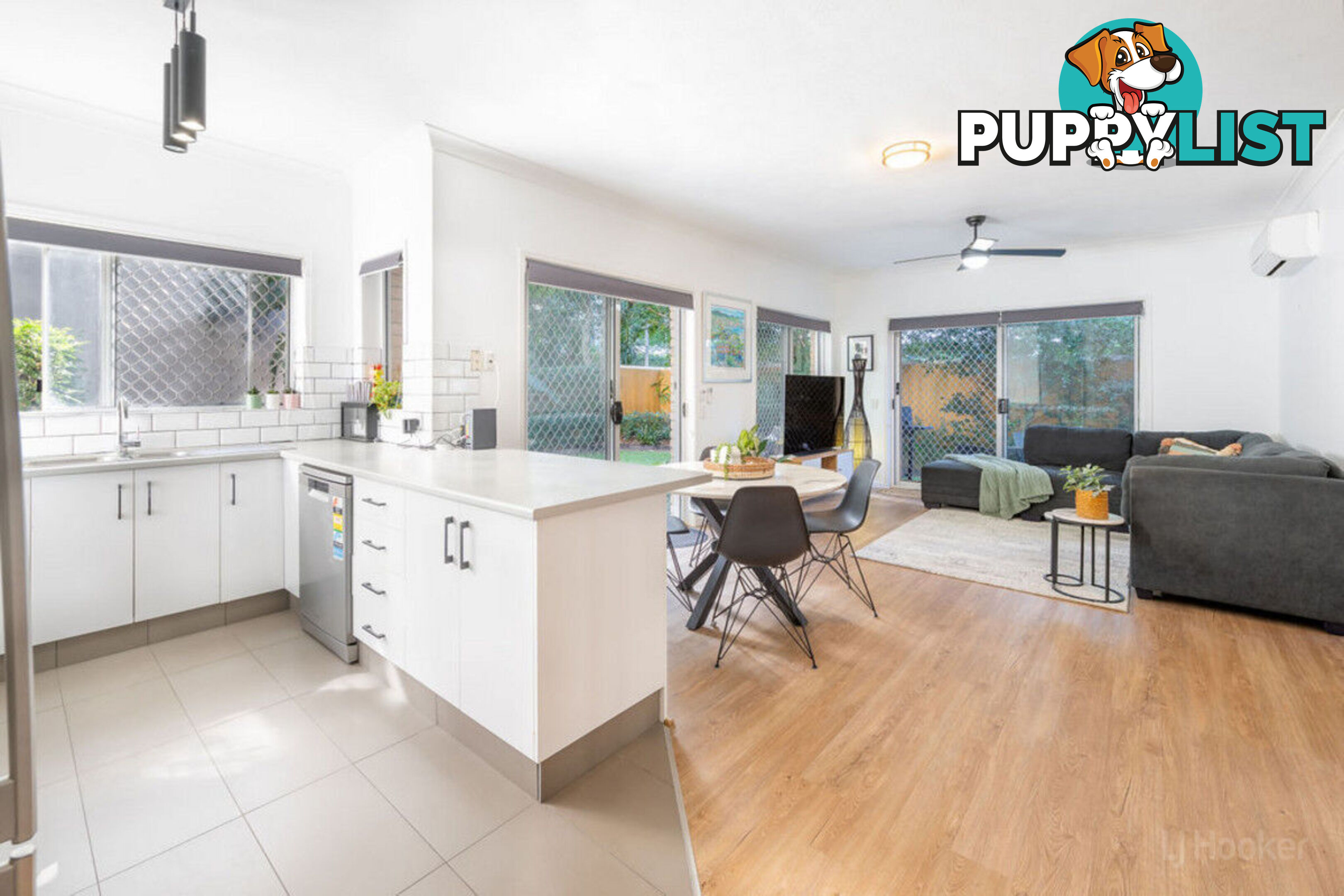 1/23 Brighton Street BIGGERA WATERS QLD 4216