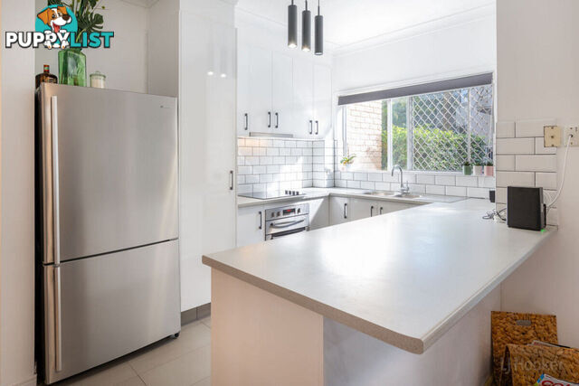 1/23 Brighton Street BIGGERA WATERS QLD 4216