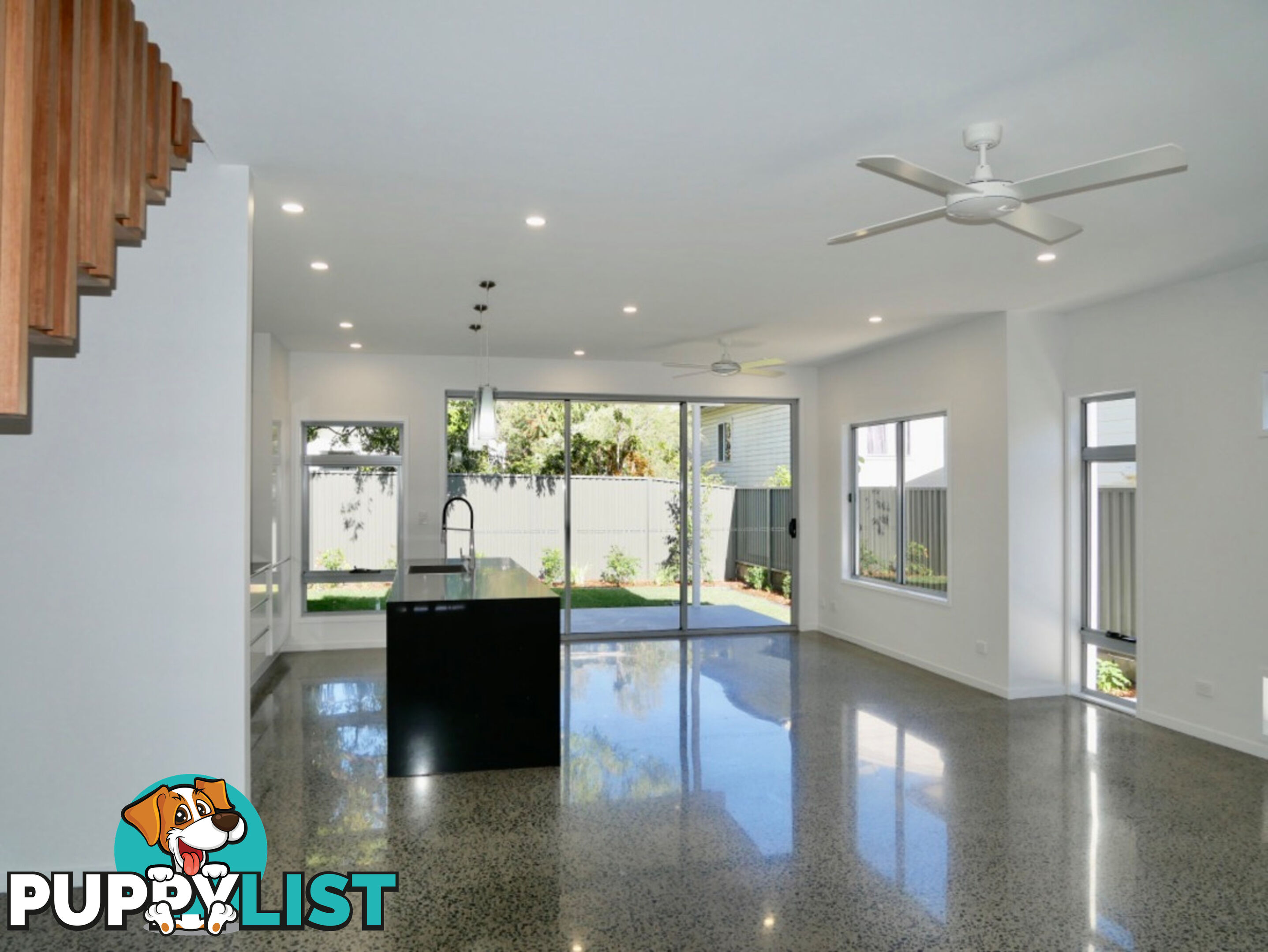 3 Kenmar Street LABRADOR QLD 4215