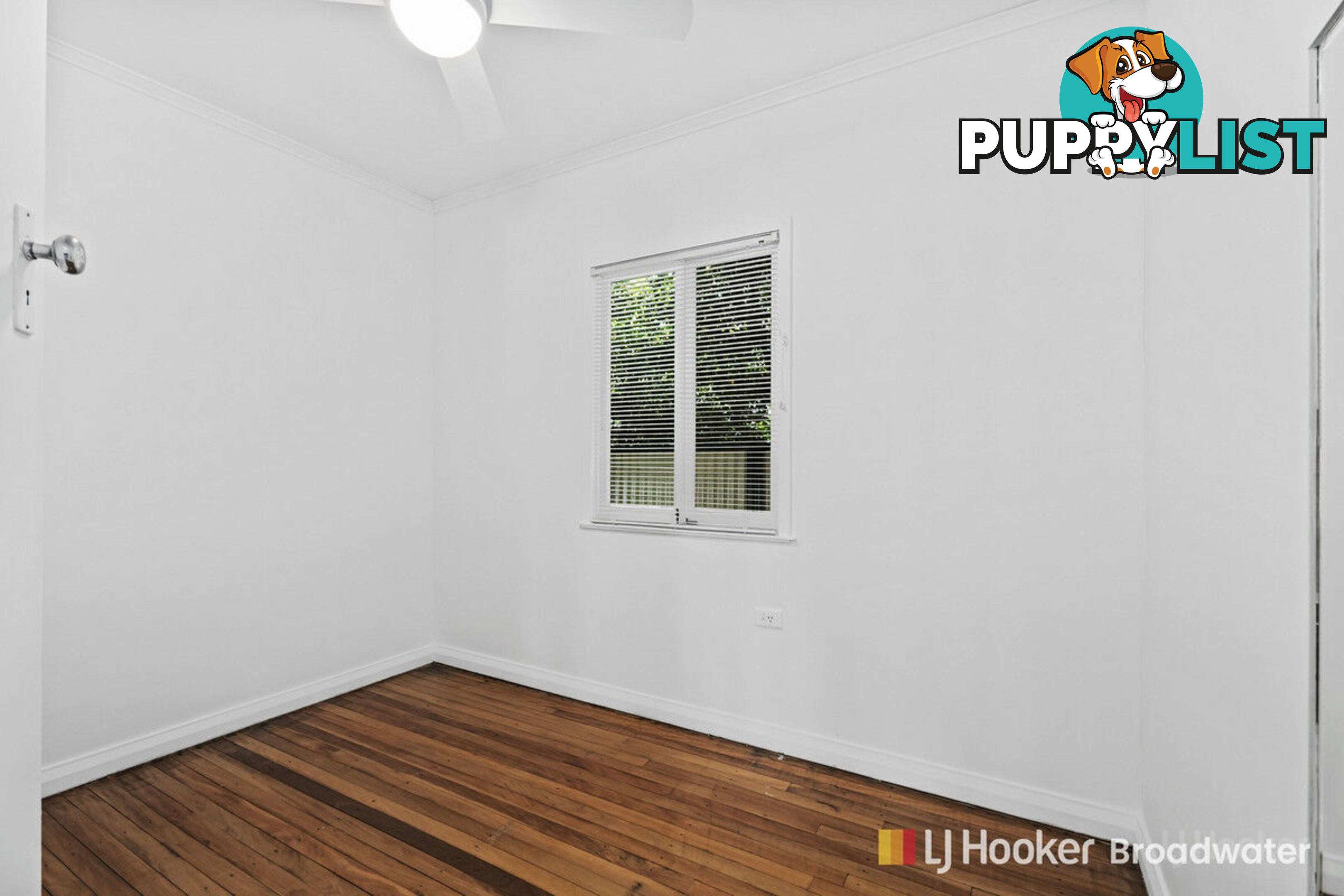 37 Robert Street LABRADOR QLD 4215