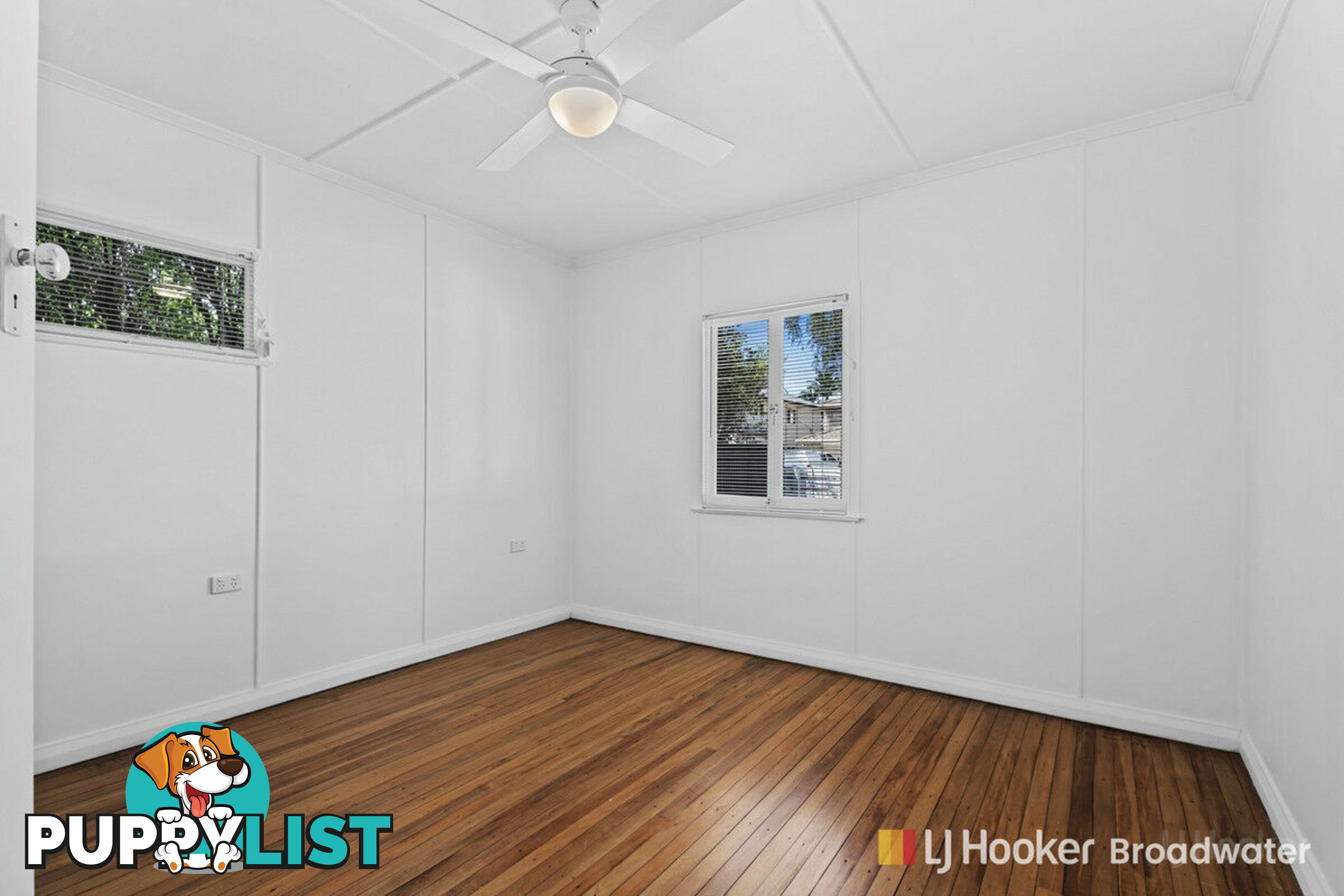 37 Robert Street LABRADOR QLD 4215