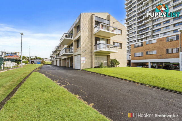 2/2 Marine Parade SOUTHPORT QLD 4215