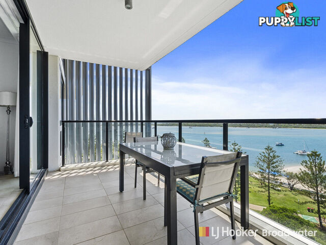 1002/372 Marine Parade LABRADOR QLD 4215