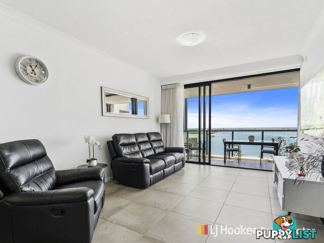 1002/372 Marine Parade LABRADOR QLD 4215