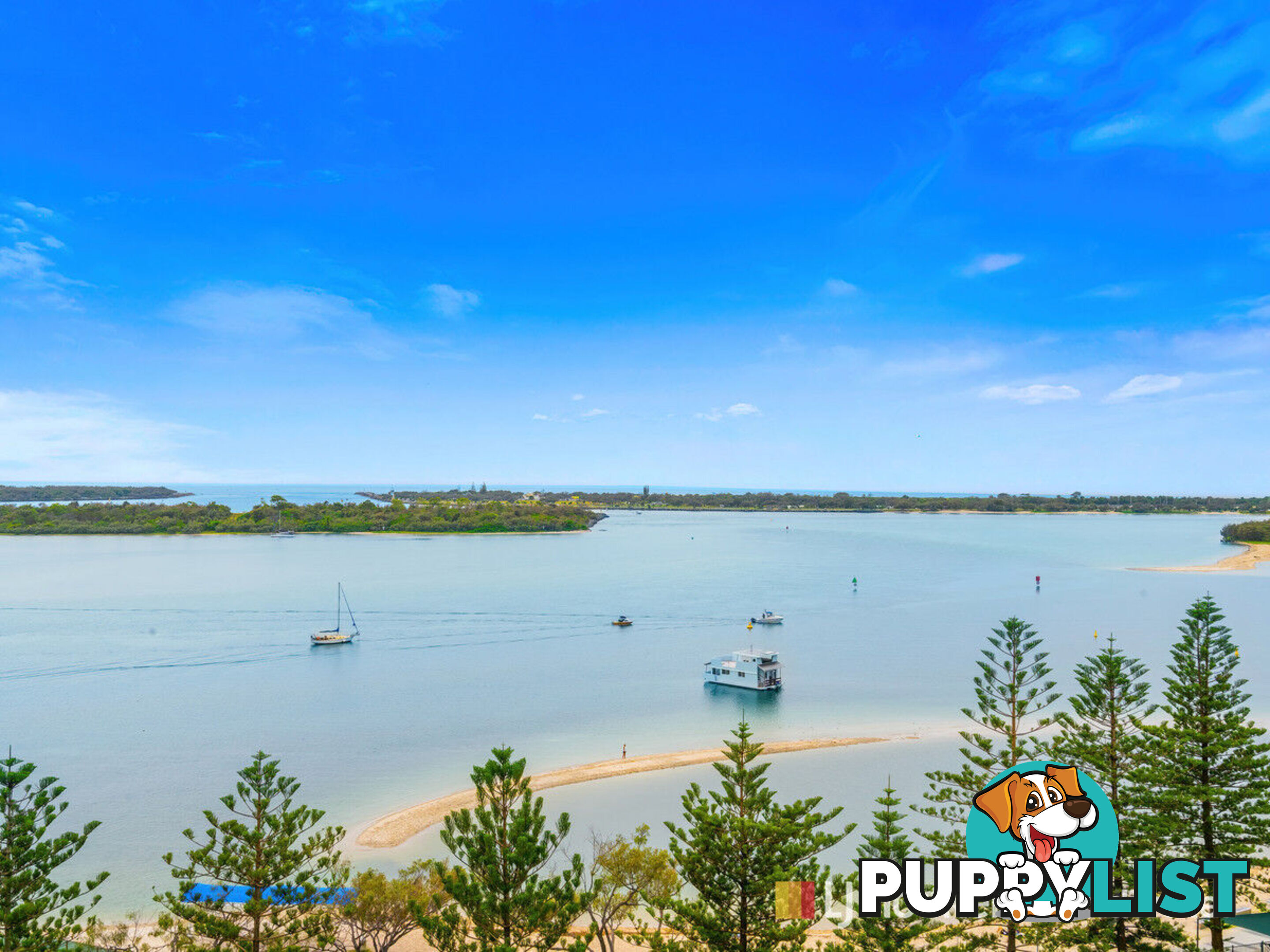 1002/372 Marine Parade LABRADOR QLD 4215