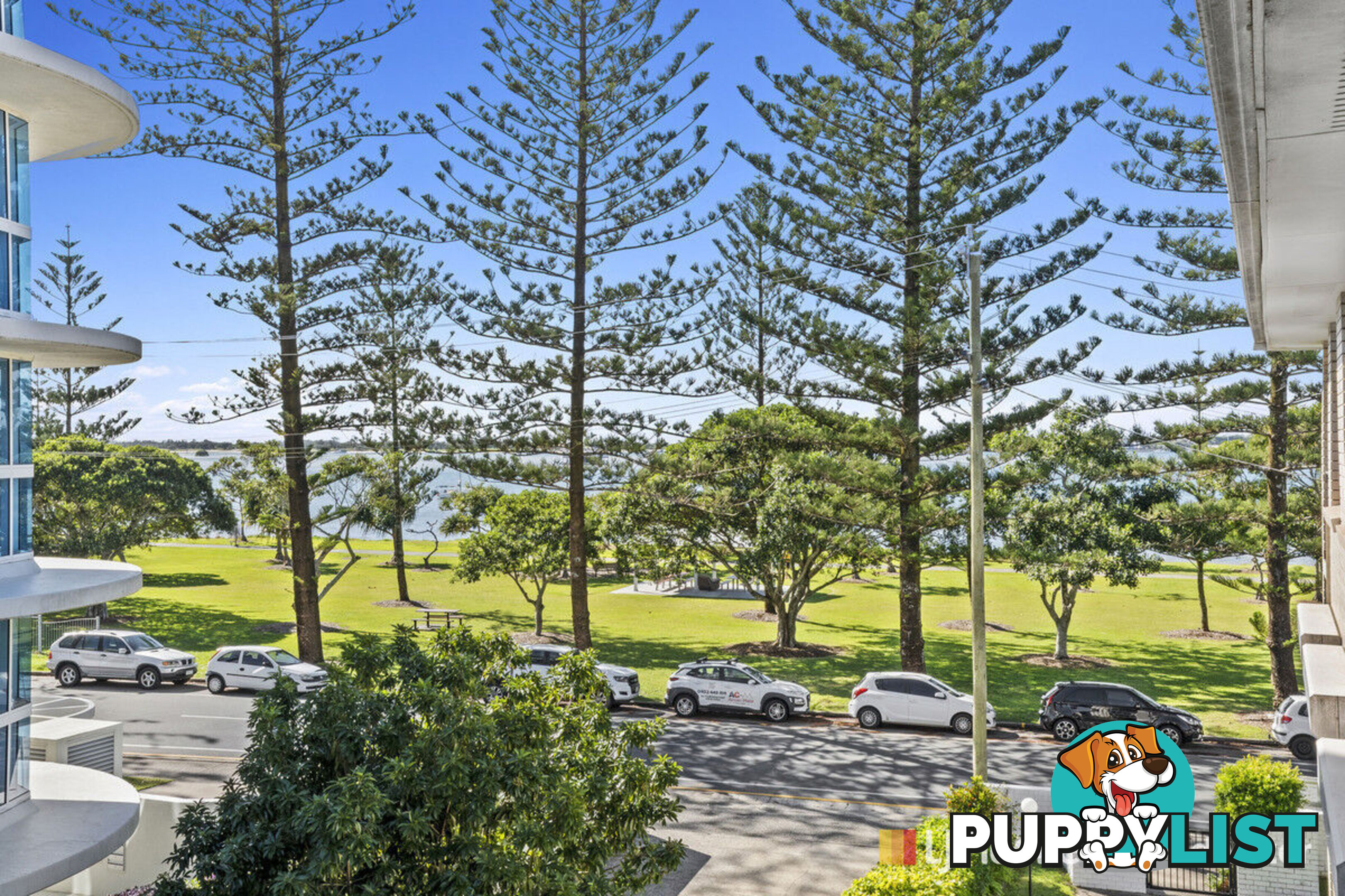 8/198 Marine Parade LABRADOR QLD 4215