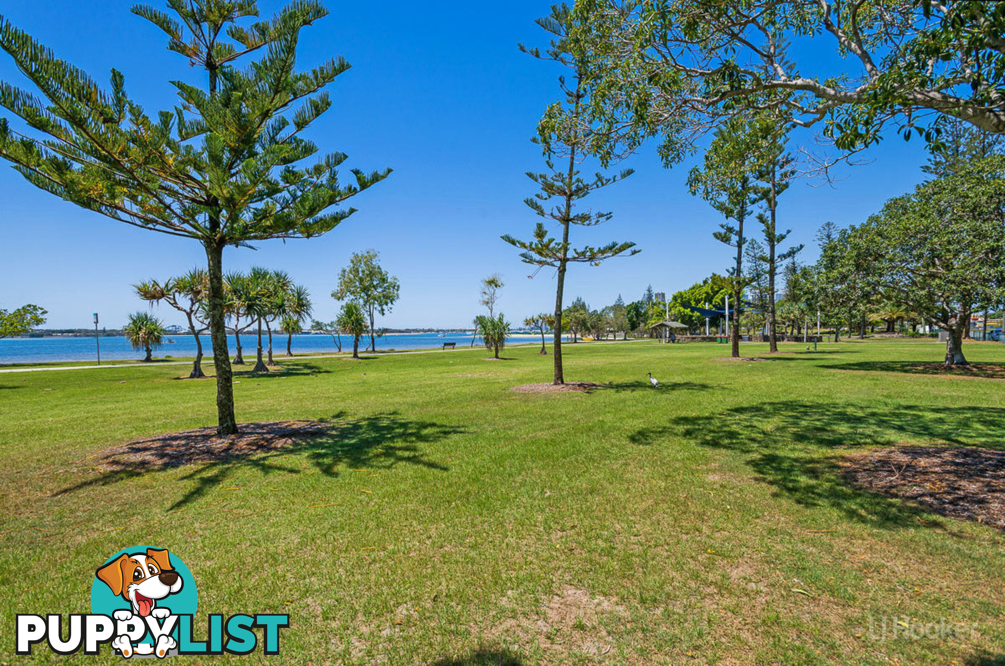 8/198 Marine Parade LABRADOR QLD 4215