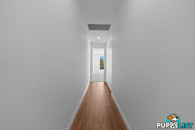 2/17 Loder Street BIGGERA WATERS QLD 4216