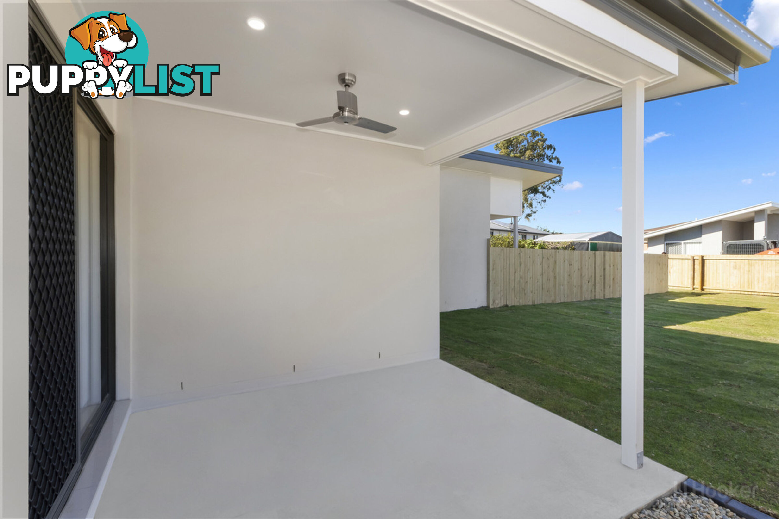 22a Jimmieson Avenue LABRADOR QLD 4215