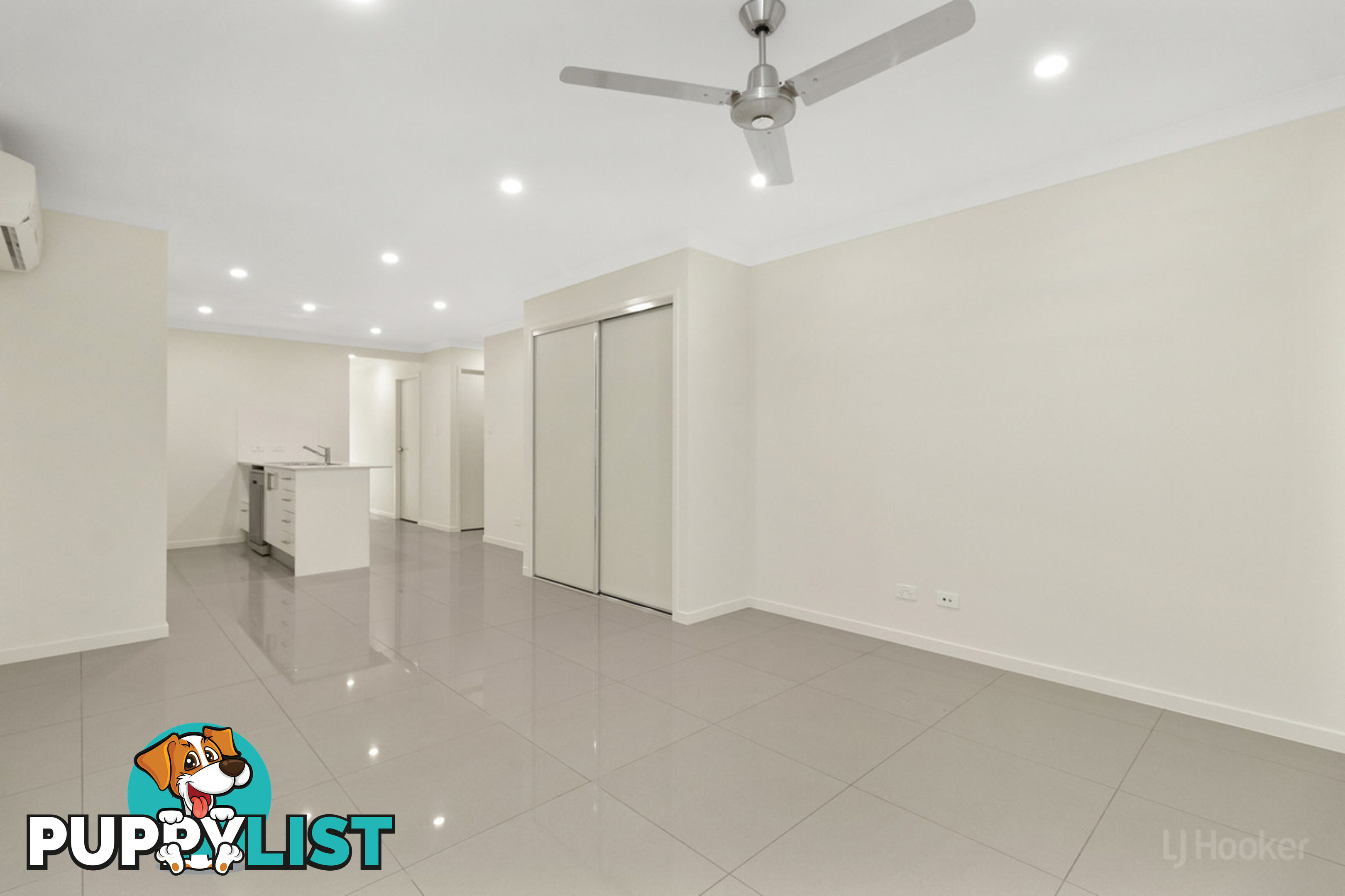 22a Jimmieson Avenue LABRADOR QLD 4215