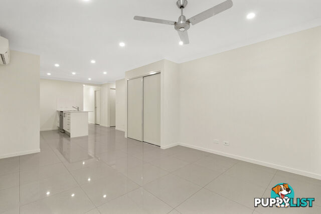 22a Jimmieson Avenue LABRADOR QLD 4215