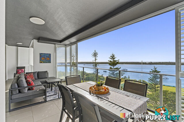 704/378 Marine Parade LABRADOR QLD 4215