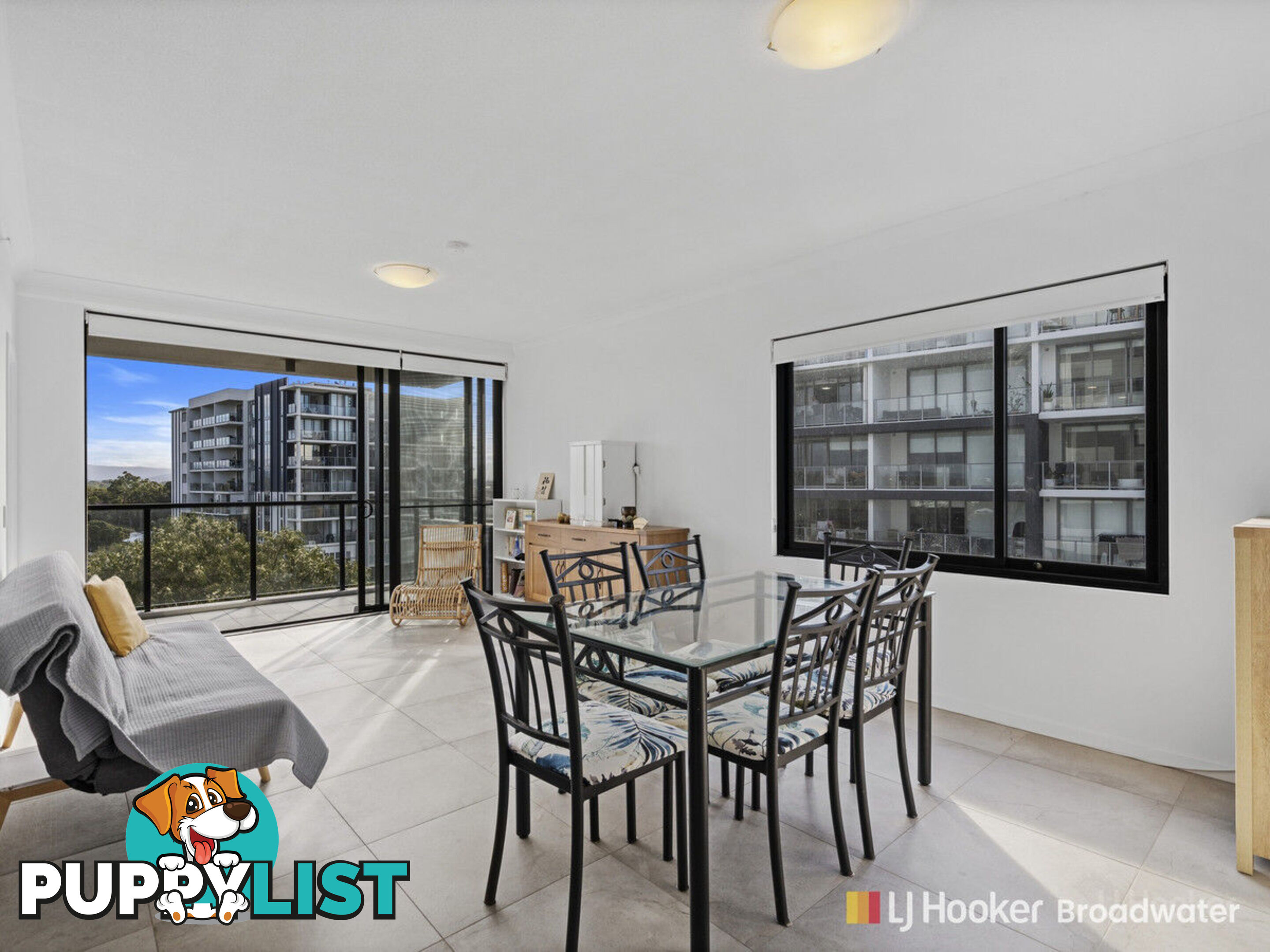 908/372 Marine Parade LABRADOR QLD 4215