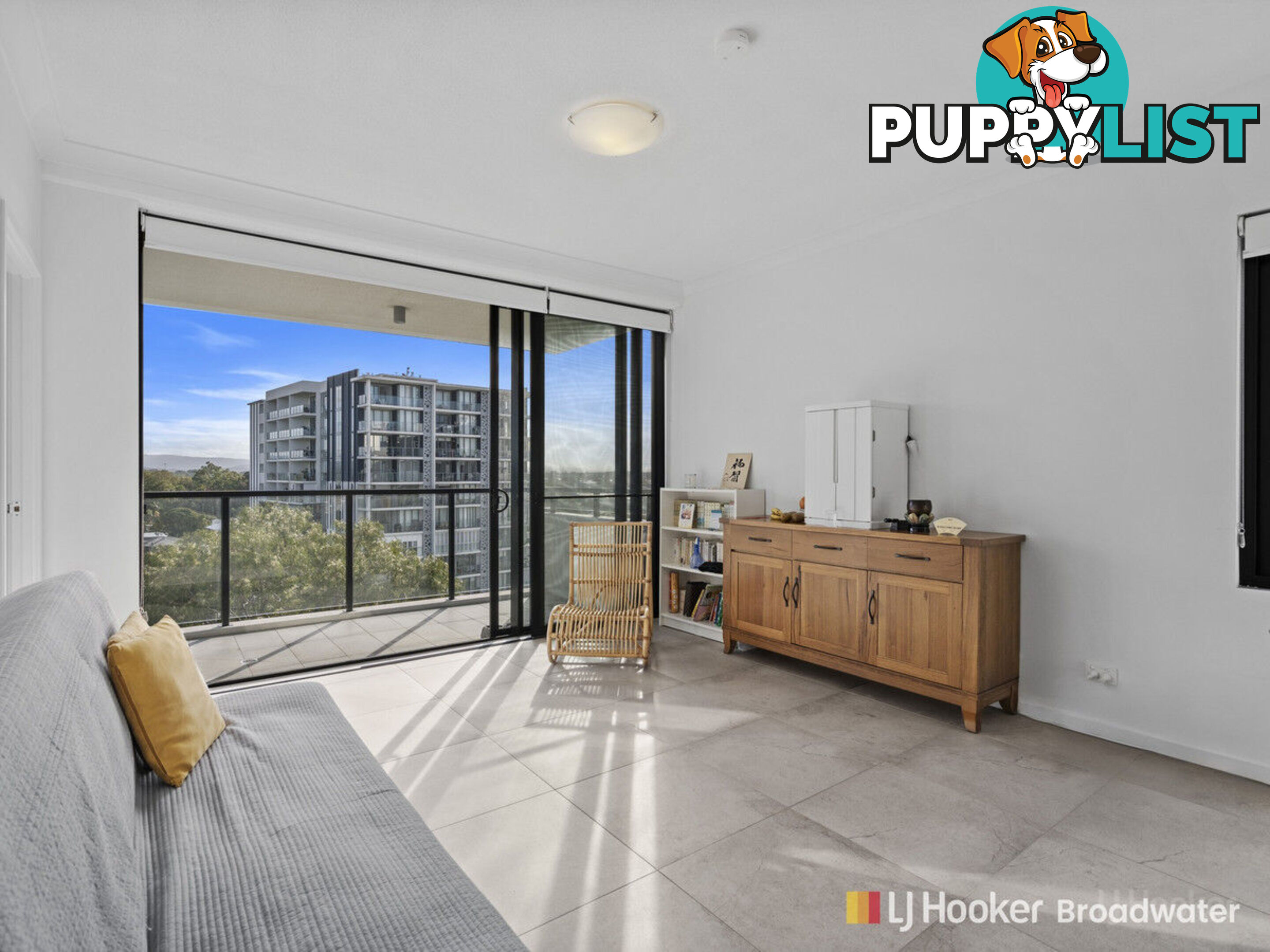 908/372 Marine Parade LABRADOR QLD 4215
