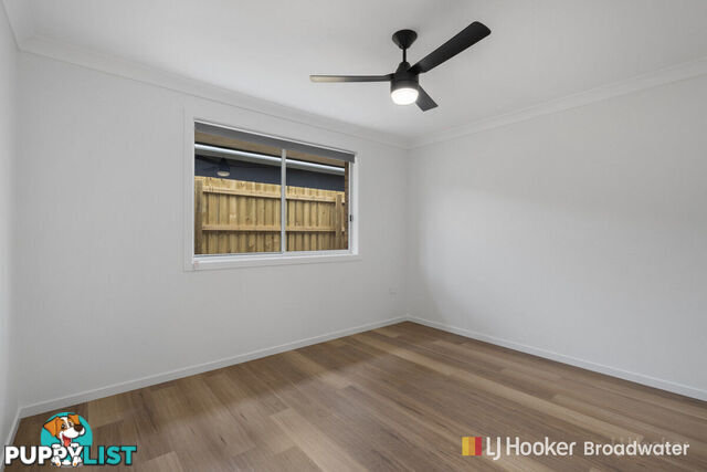 1/12 Central Street LABRADOR QLD 4215