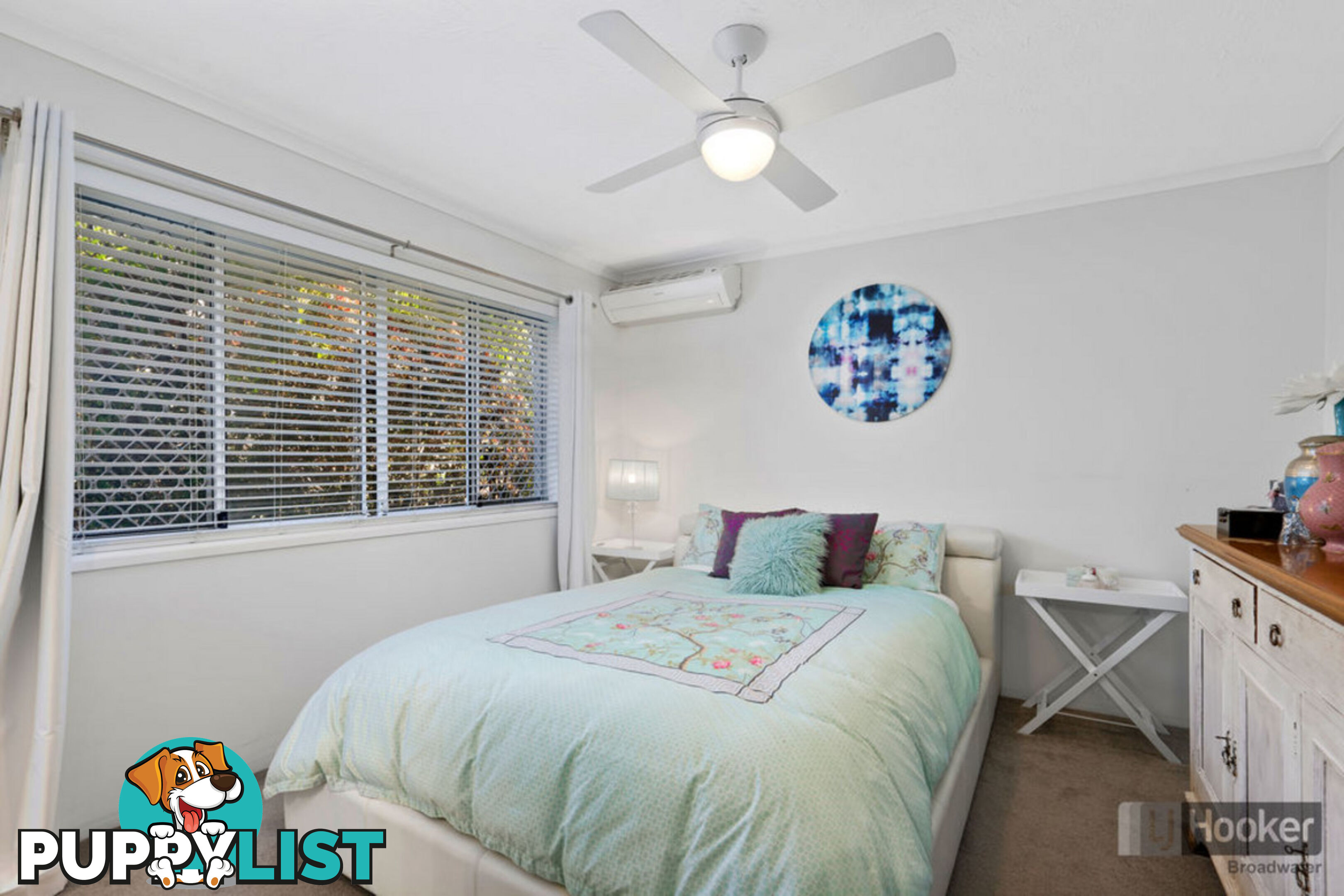 3/4 Madang Crescent RUNAWAY BAY QLD 4216