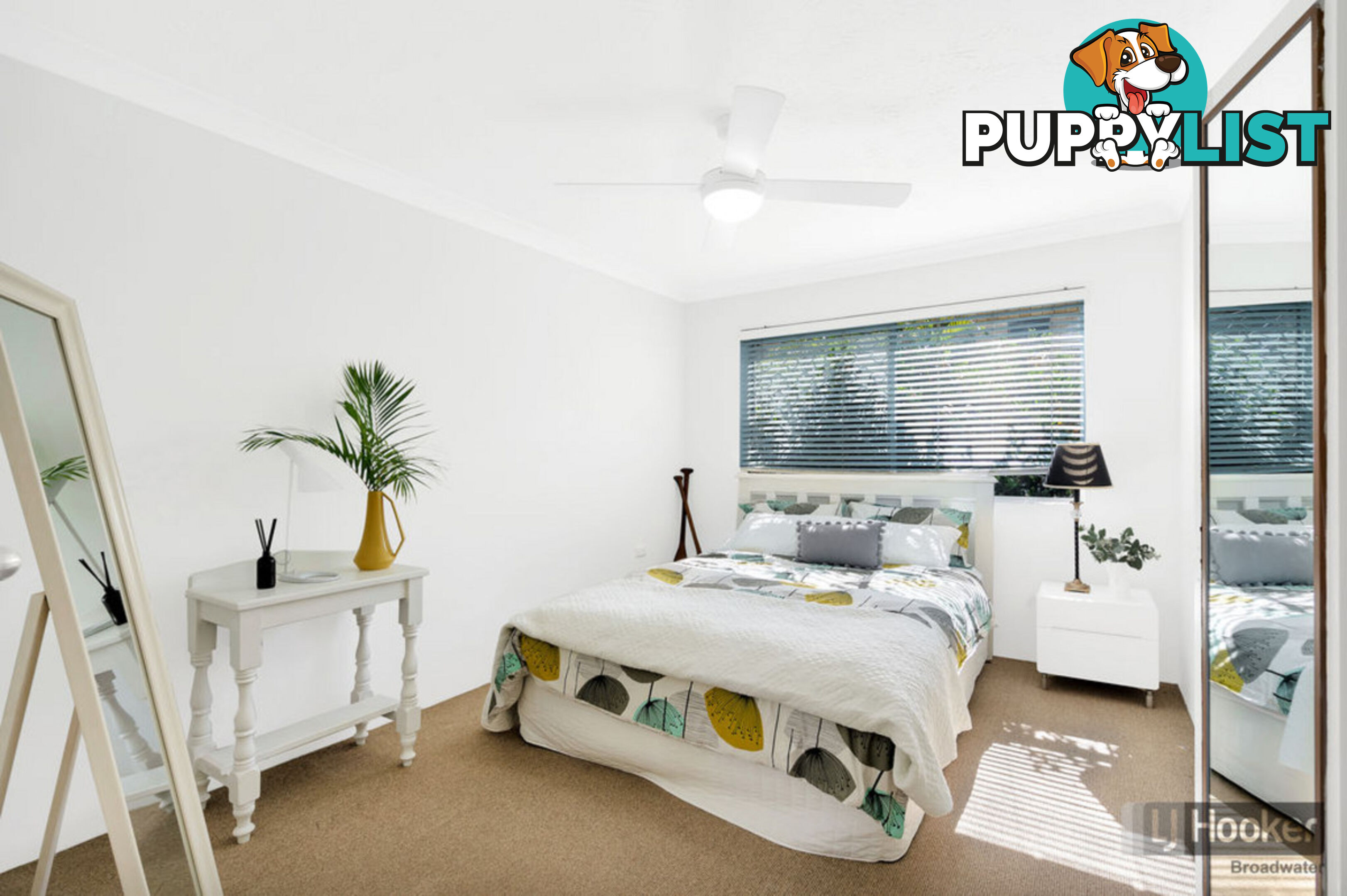 1/216 Marine Parade LABRADOR QLD 4215