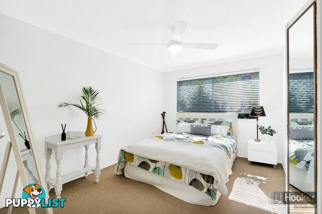 1/216 Marine Parade LABRADOR QLD 4215