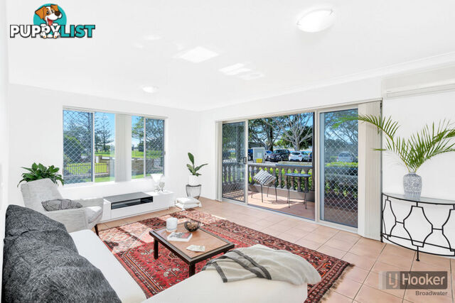 1/216 Marine Parade LABRADOR QLD 4215