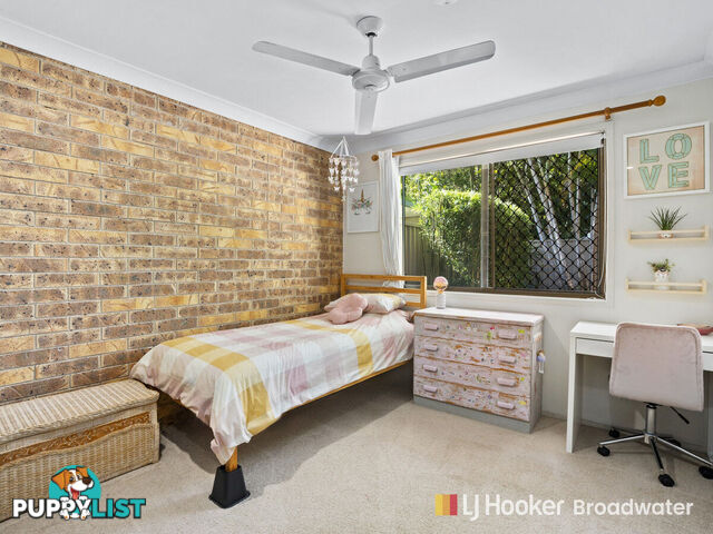 8/71 Olsen Avenue LABRADOR QLD 4215
