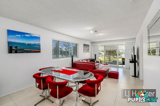 19/224 Marine Parade LABRADOR QLD 4215