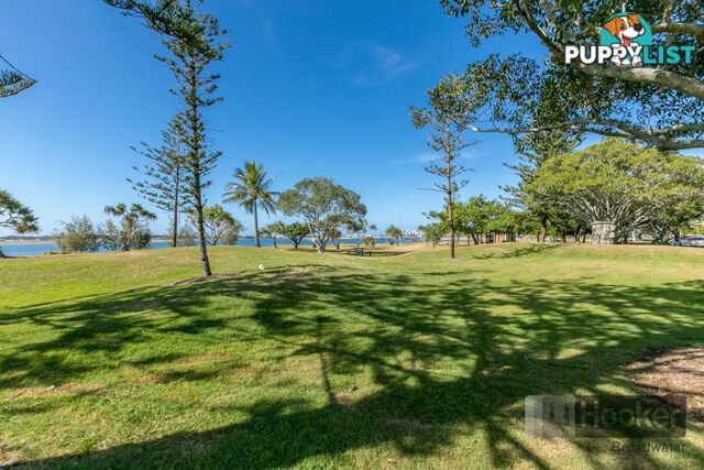 19/224 Marine Parade LABRADOR QLD 4215