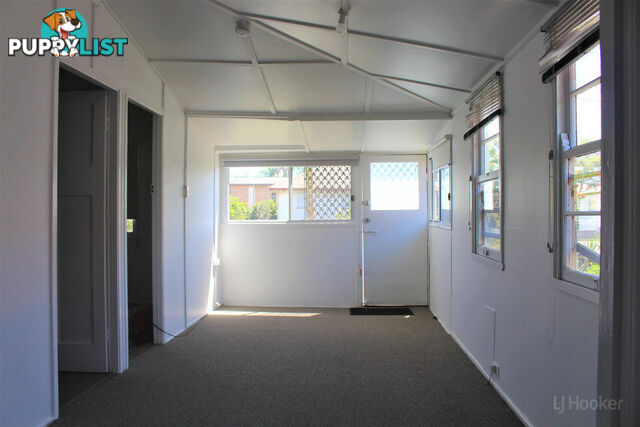 28 Central Street LABRADOR QLD 4215