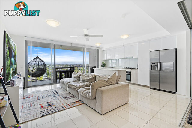 807/378 Marine Parade LABRADOR QLD 4215