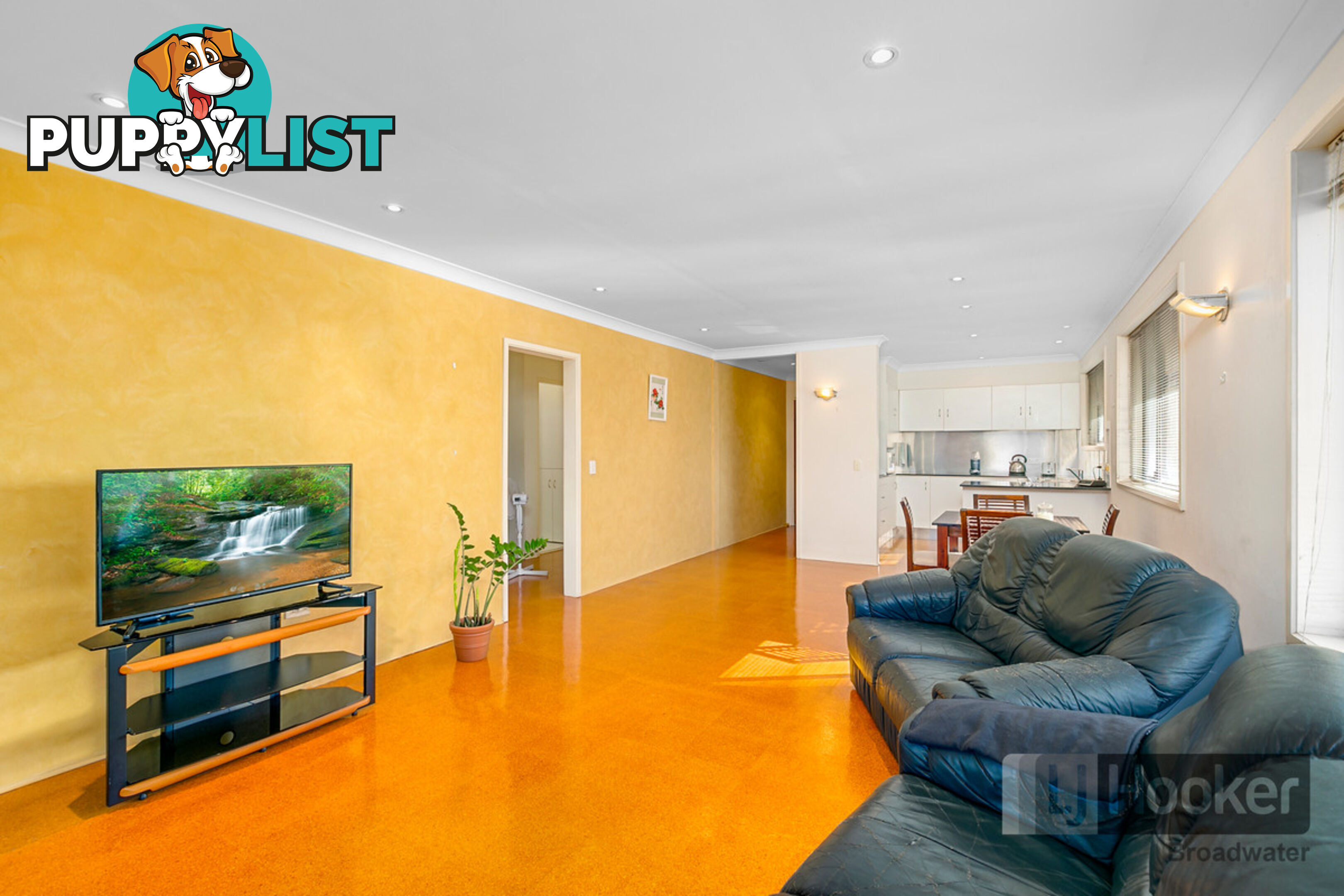 4/228 Marine Parade LABRADOR QLD 4215