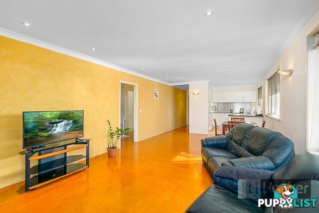 4/228 Marine Parade LABRADOR QLD 4215