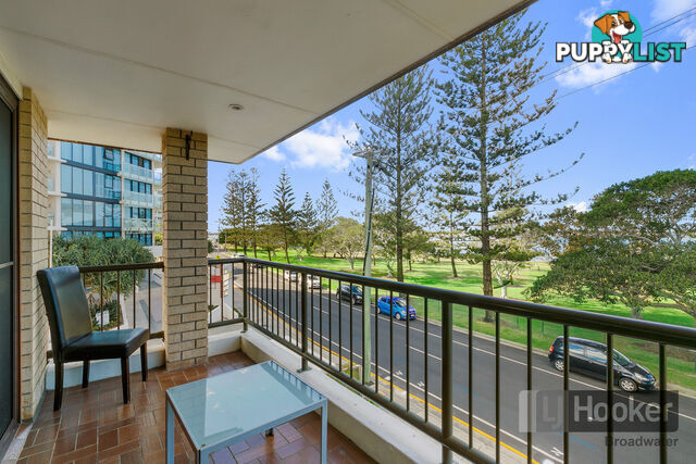 4/228 Marine Parade LABRADOR QLD 4215