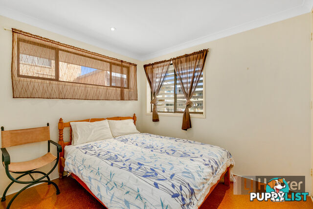 4/228 Marine Parade LABRADOR QLD 4215