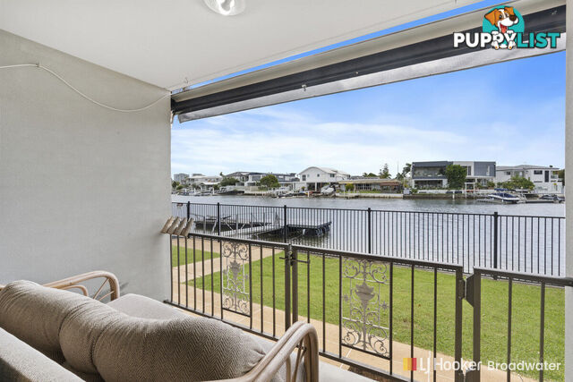 2/15 Burrows Street BIGGERA WATERS QLD 4216