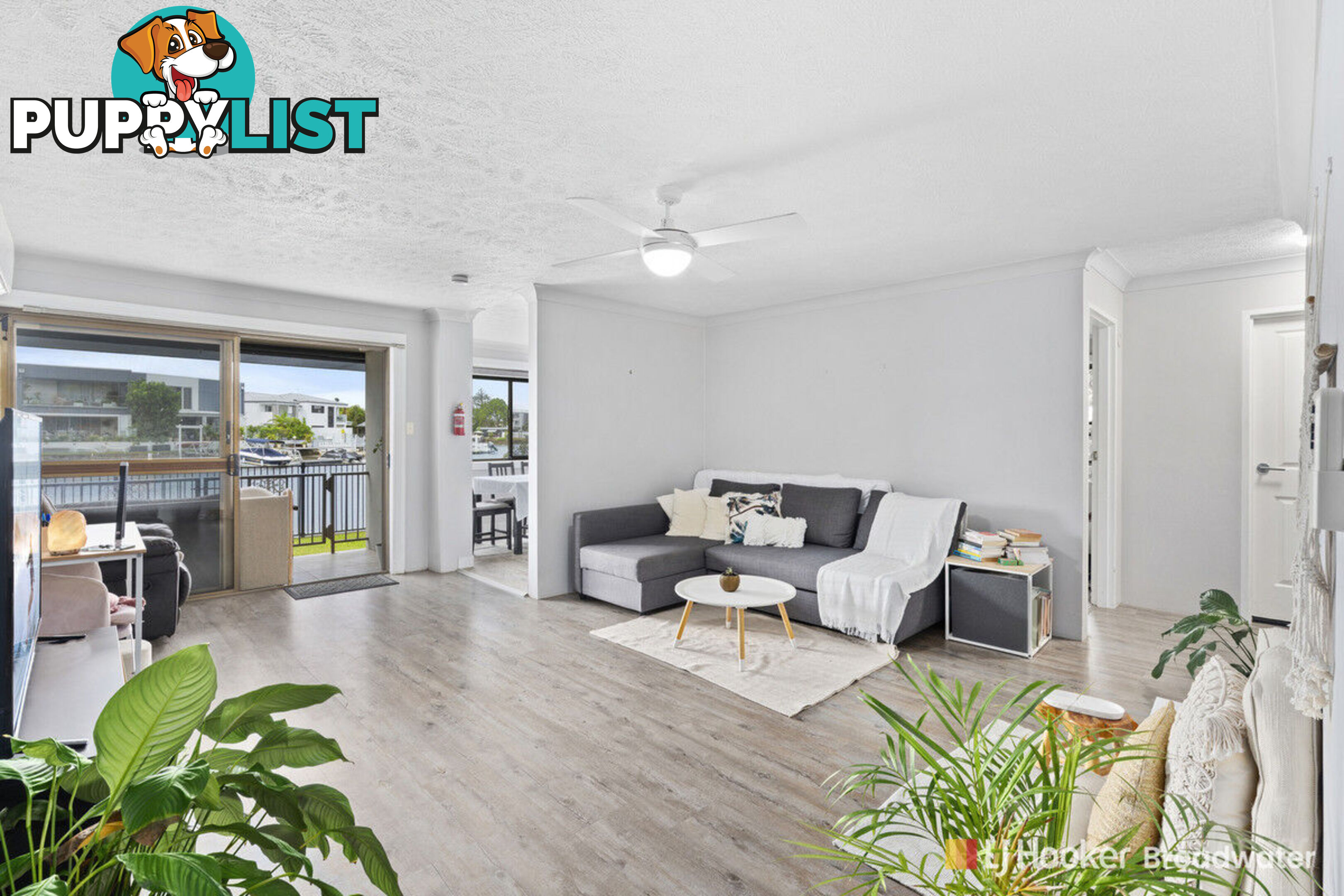 2/15 Burrows Street BIGGERA WATERS QLD 4216