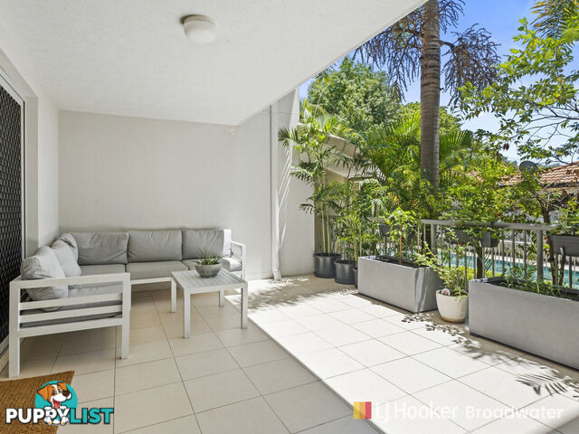 2/99 Muir Street LABRADOR QLD 4215