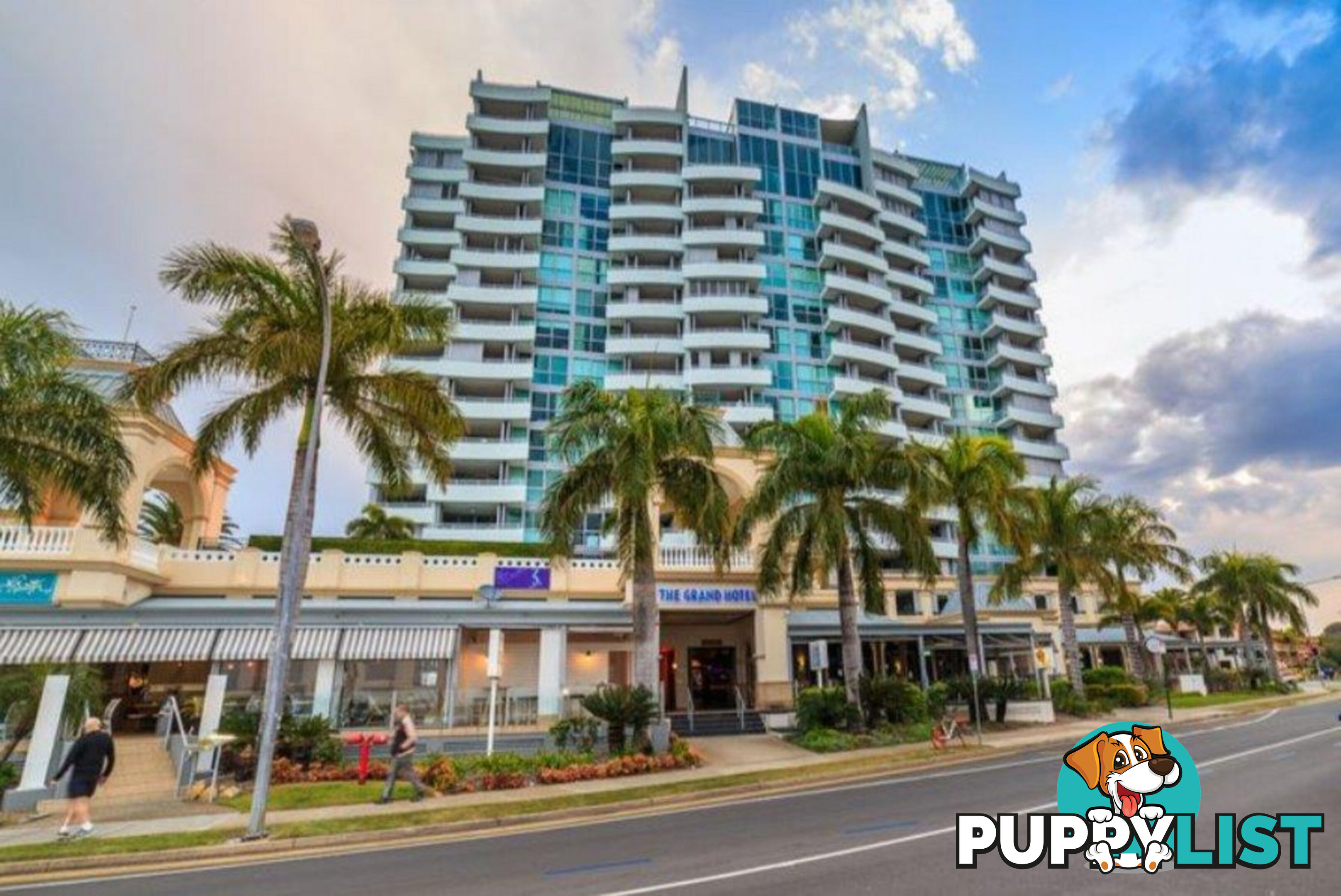 1008/360 Marine Parade LABRADOR QLD 4215