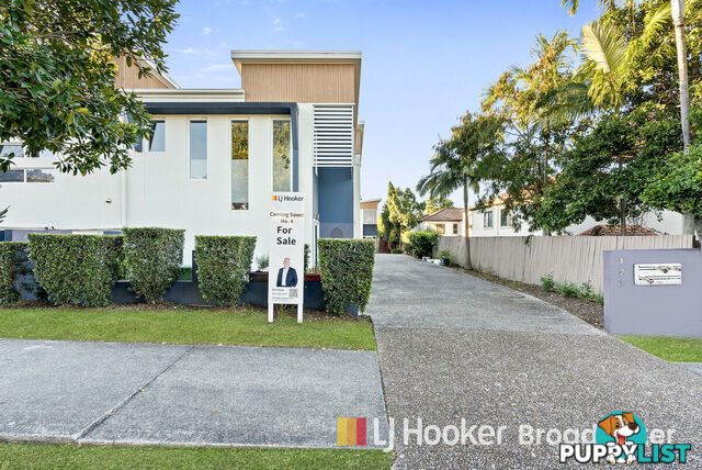 4/127 Pohlman Street SOUTHPORT QLD 4215