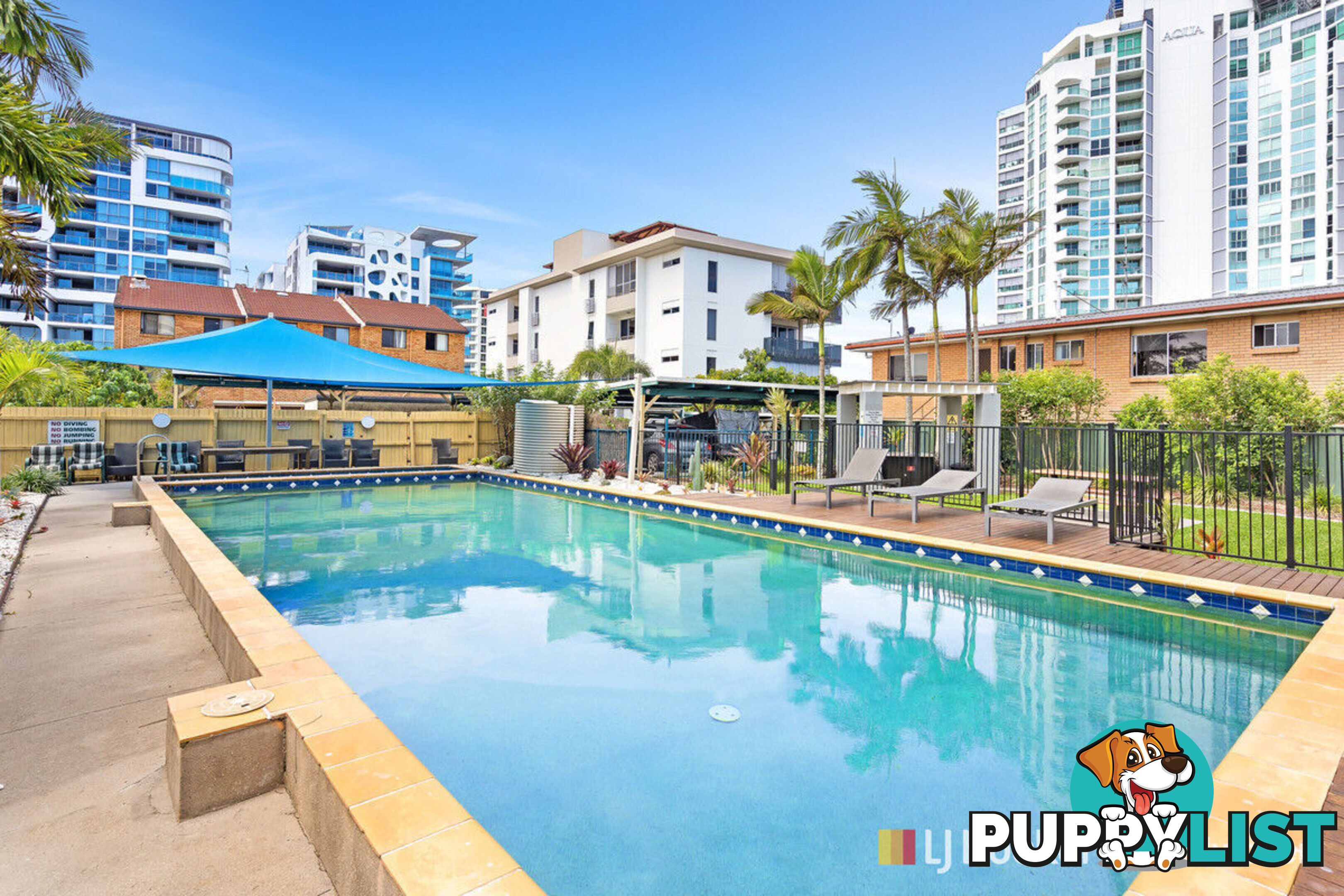23/125 Frank Street LABRADOR QLD 4215