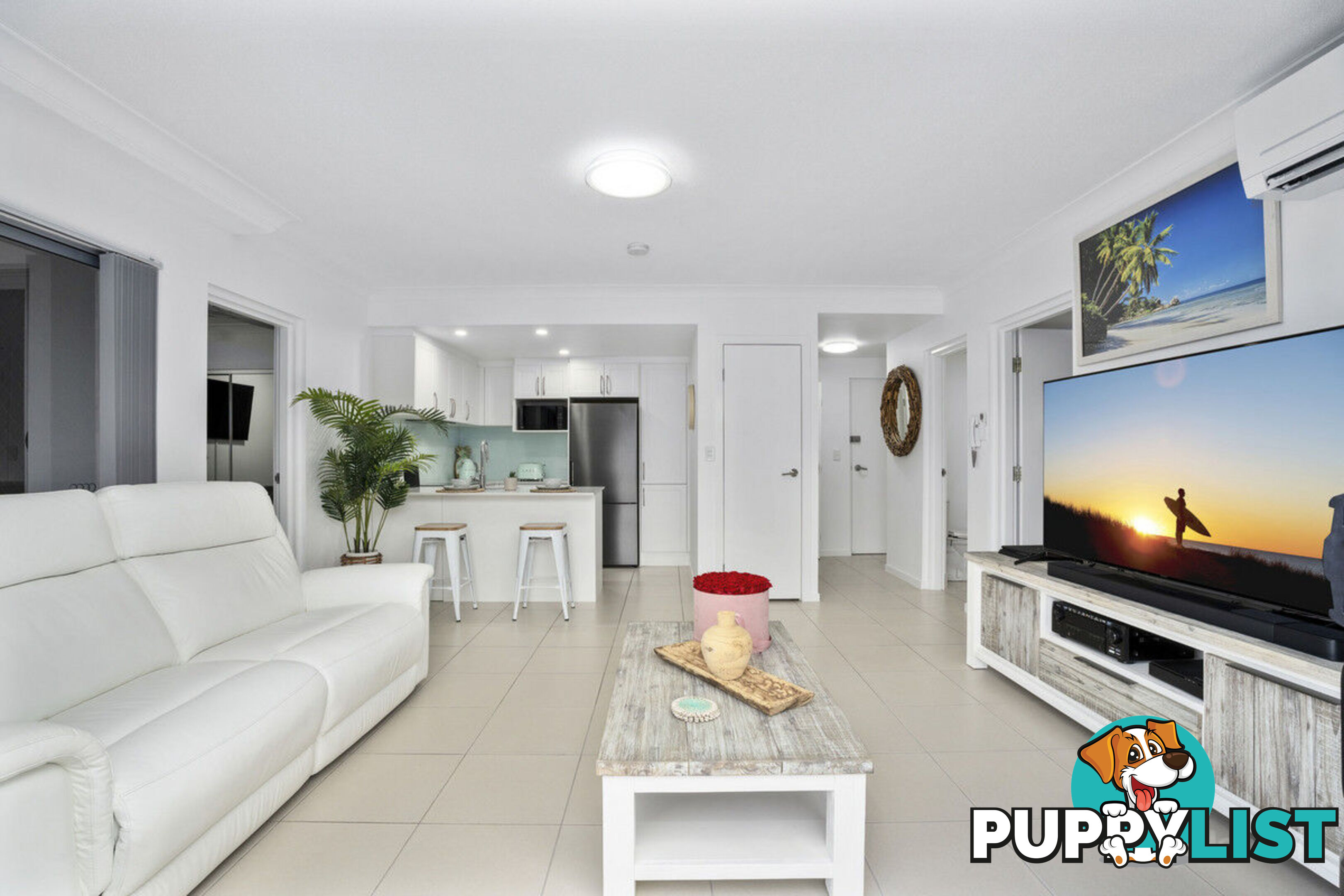 8/425 Pine Ridge Road RUNAWAY BAY QLD 4216