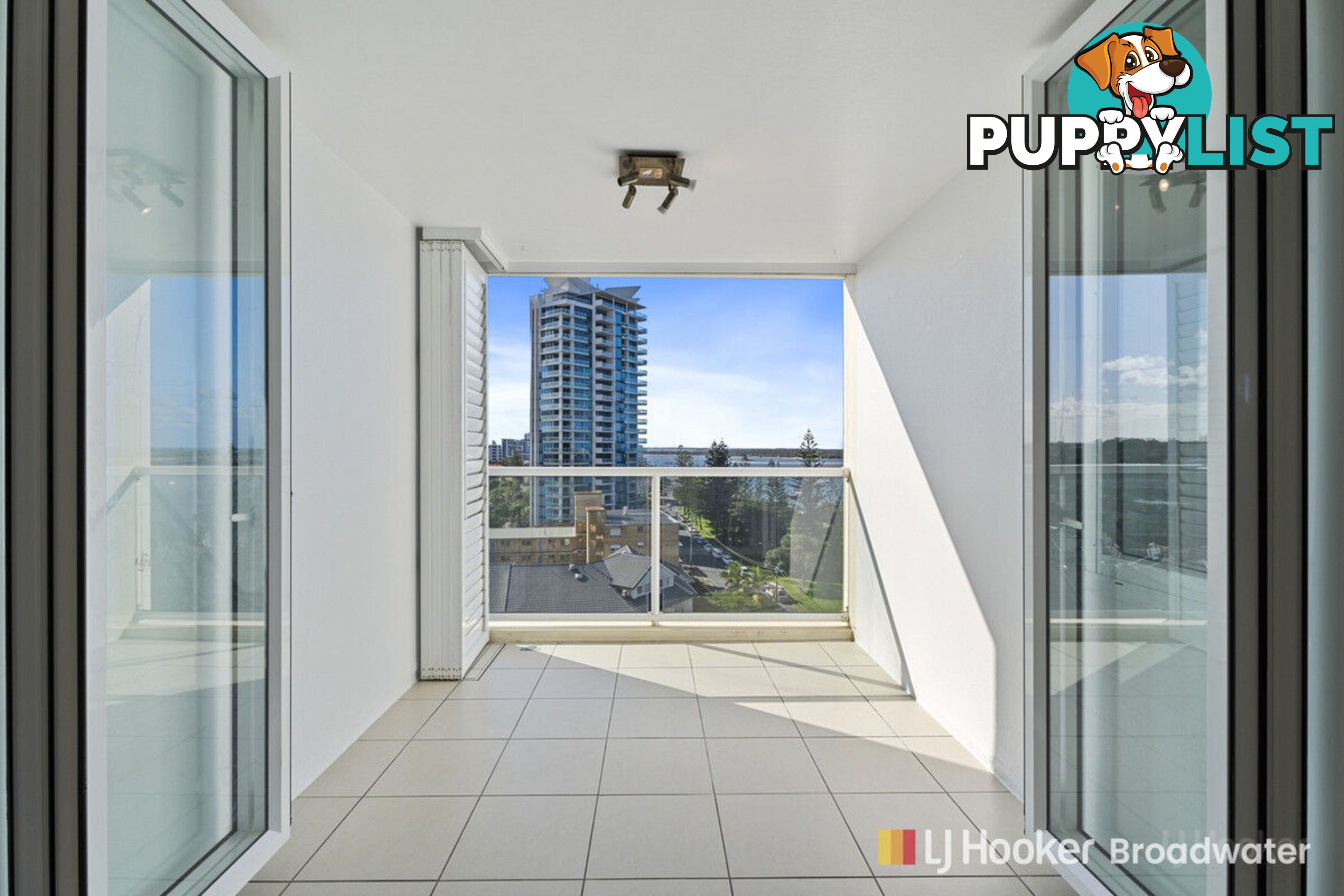 903/212-214 Marine Parade LABRADOR QLD 4215