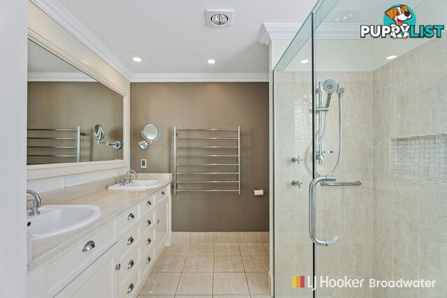 903/212-214 Marine Parade LABRADOR QLD 4215