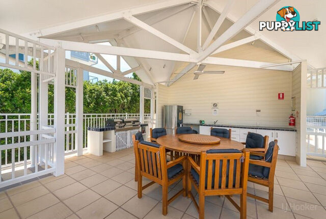 903/212-214 Marine Parade LABRADOR QLD 4215