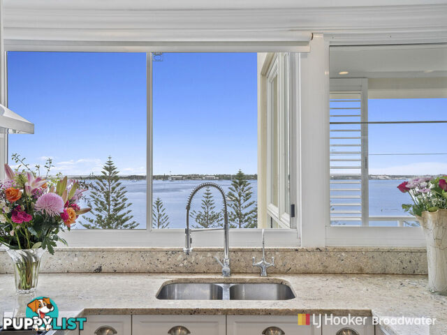 903/212-214 Marine Parade LABRADOR QLD 4215