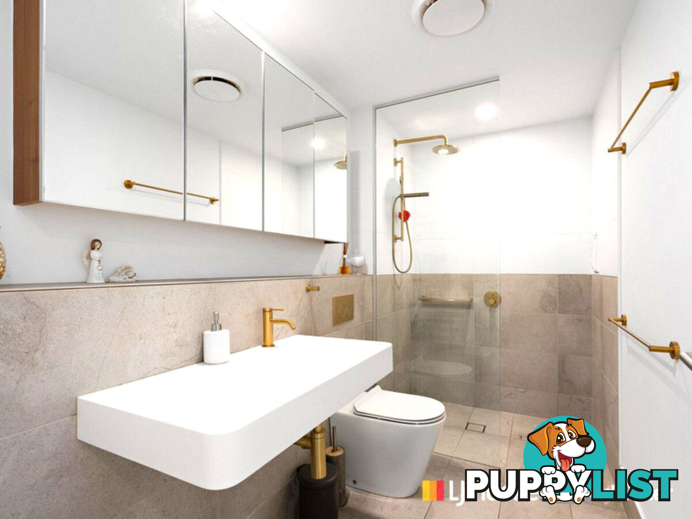 1301/372 Marine Parade LABRADOR QLD 4215
