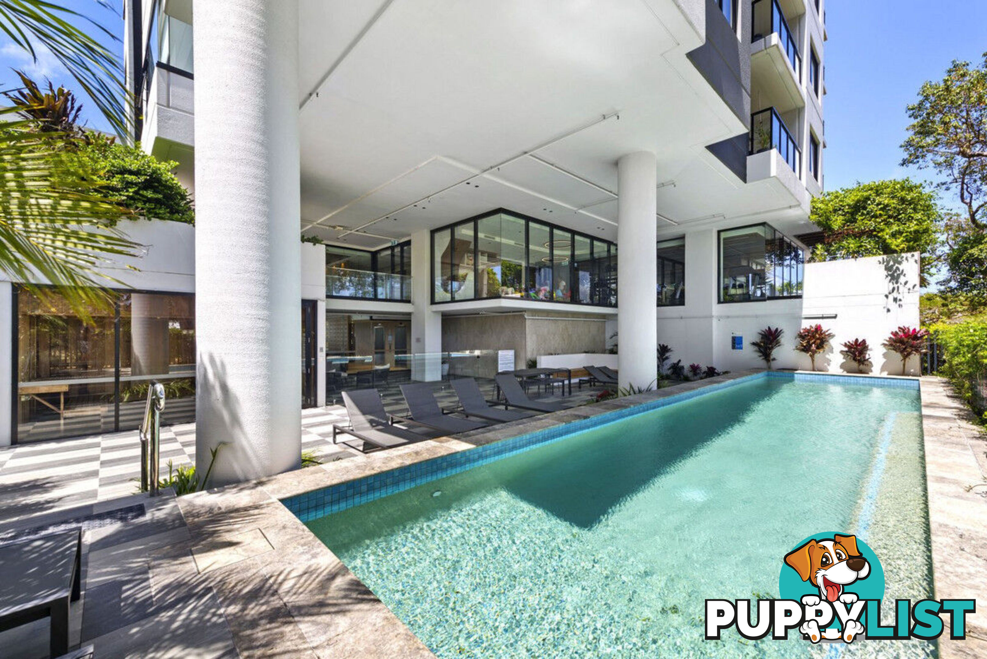 1301/372 Marine Parade LABRADOR QLD 4215