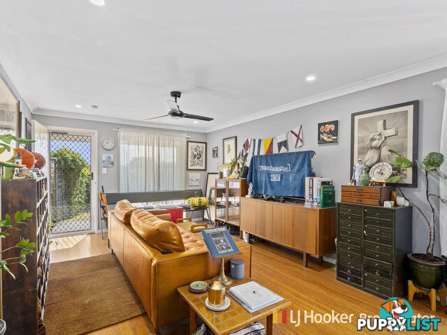 1/12 Calvary Court LABRADOR QLD 4215