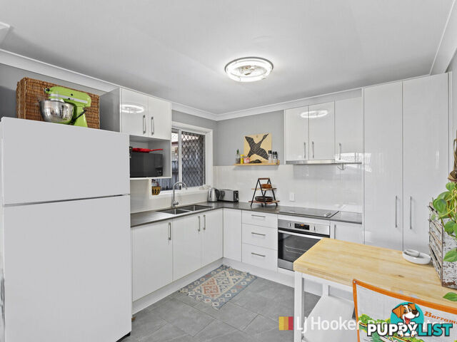 1/12 Calvary Court LABRADOR QLD 4215