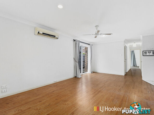 1/4 Freeman Street LABRADOR QLD 4215